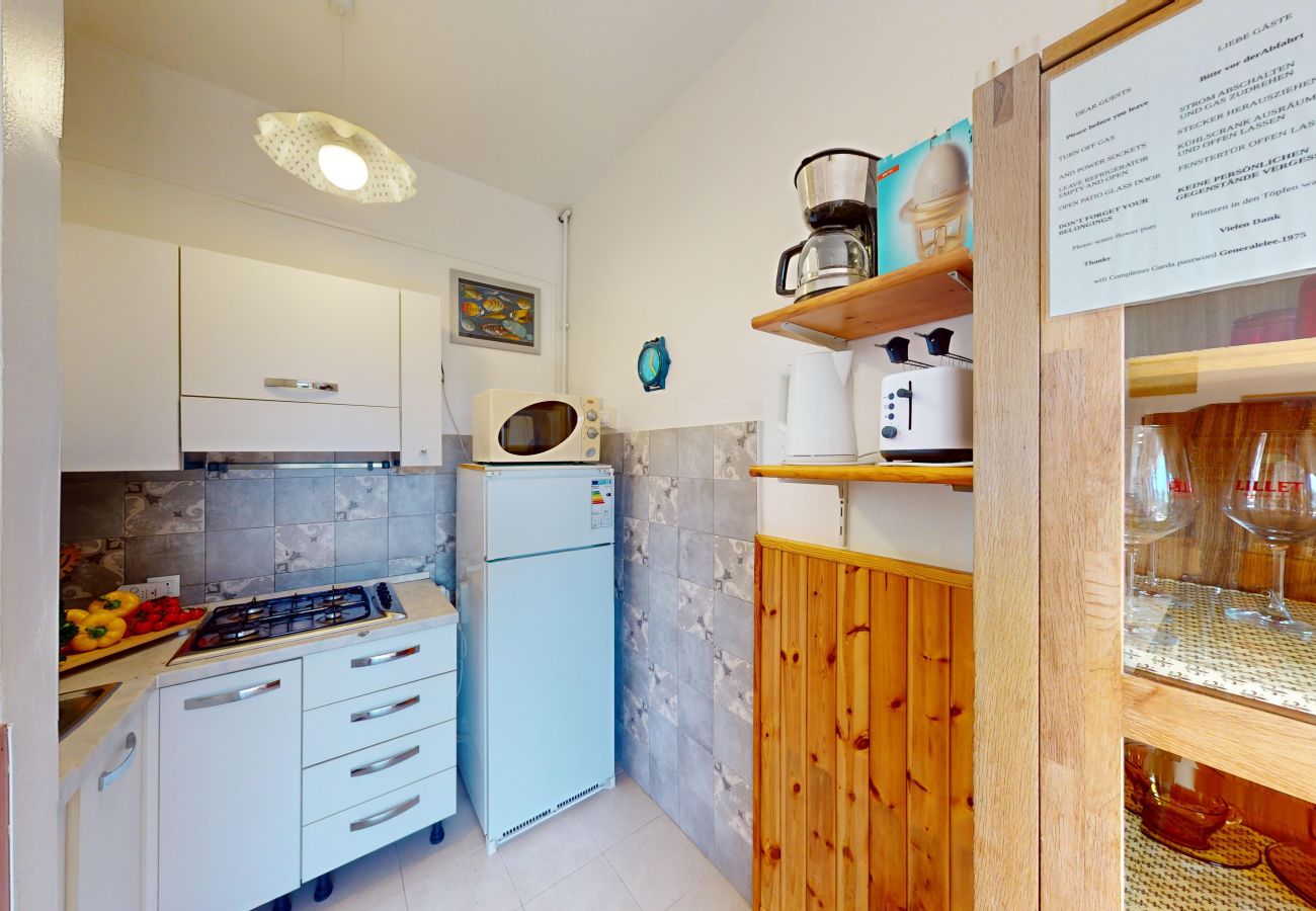 Apartment in Manerba del Garda - Appartamento Maria Elena