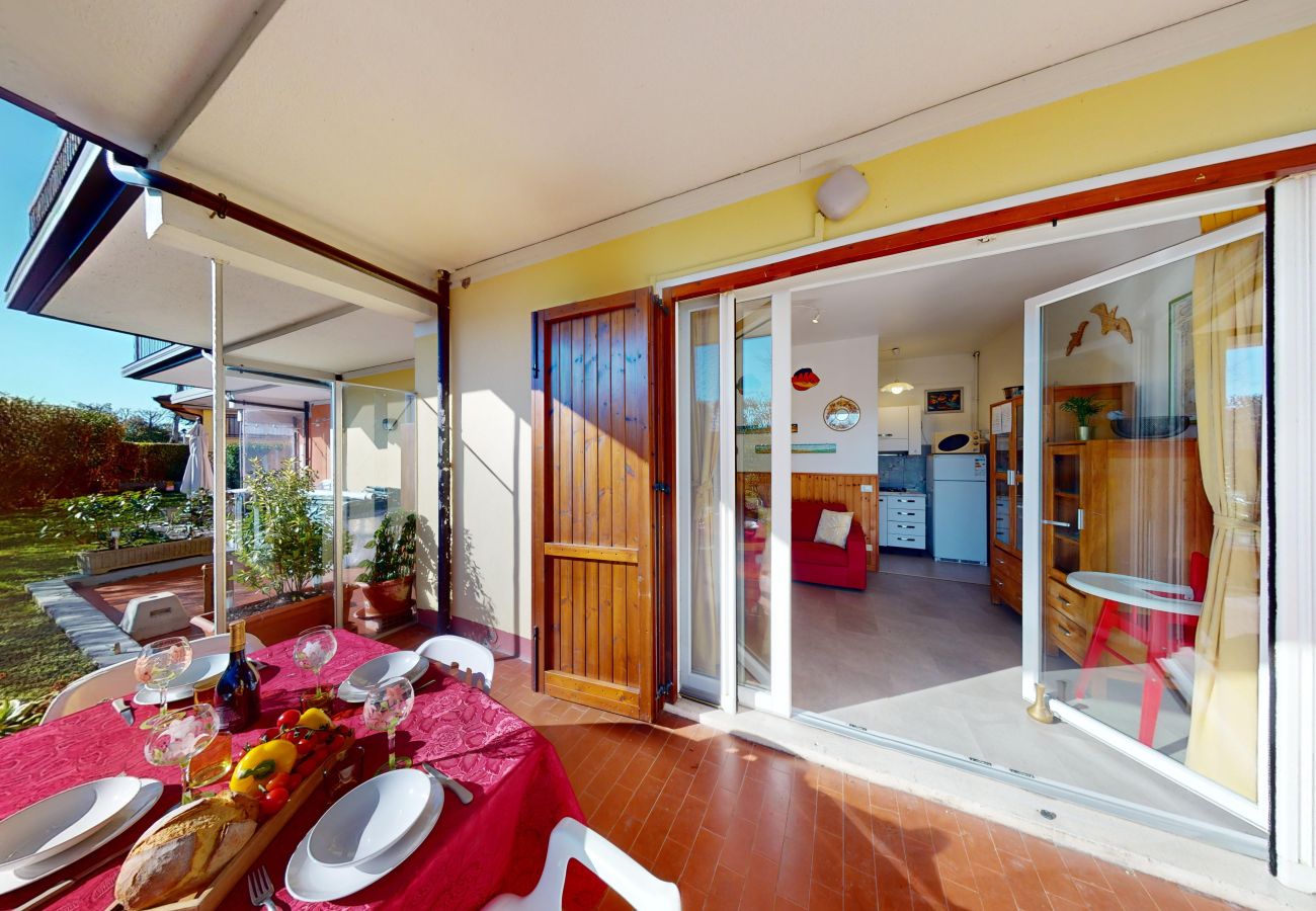 Apartment in Manerba del Garda - Appartamento Maria Elena