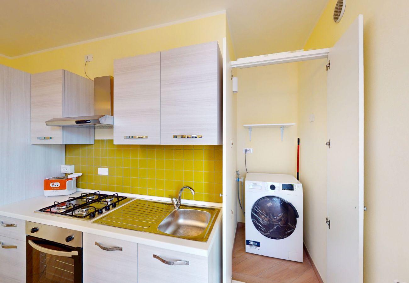 Apartment in Manerba del Garda - Pinko House