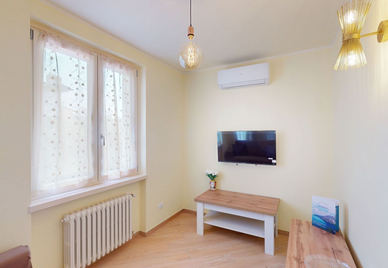 Apartment in Manerba del Garda - Pinko House