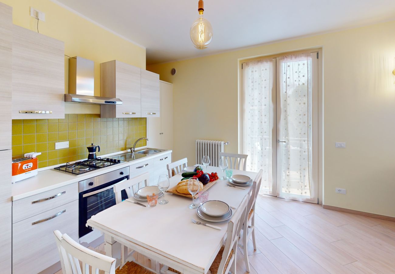 Apartment in Manerba del Garda - Pinko House