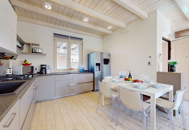 Villa/Dettached house in Manerba del Garda - Villa Dolcevita