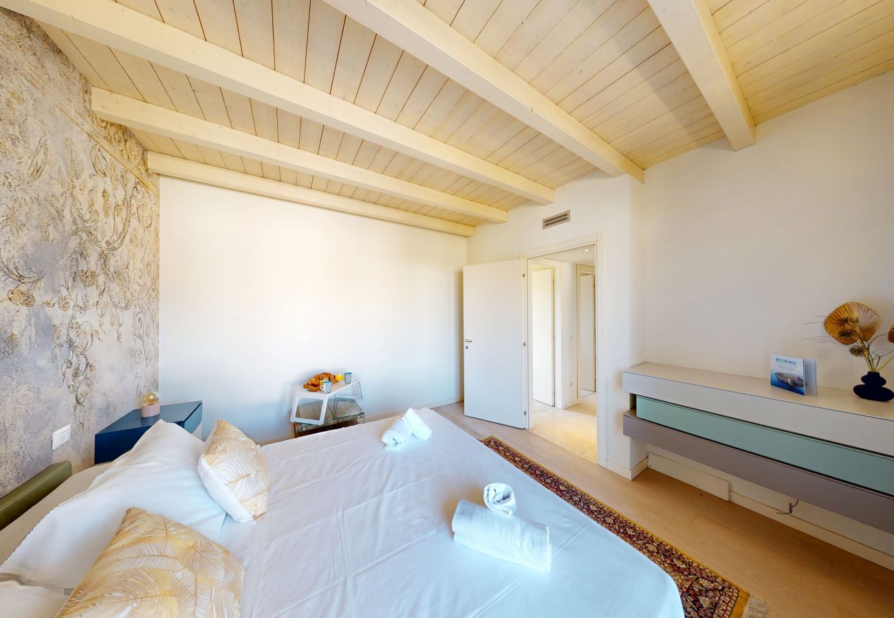 Villa in Manerba del Garda - Villa Dolcevita