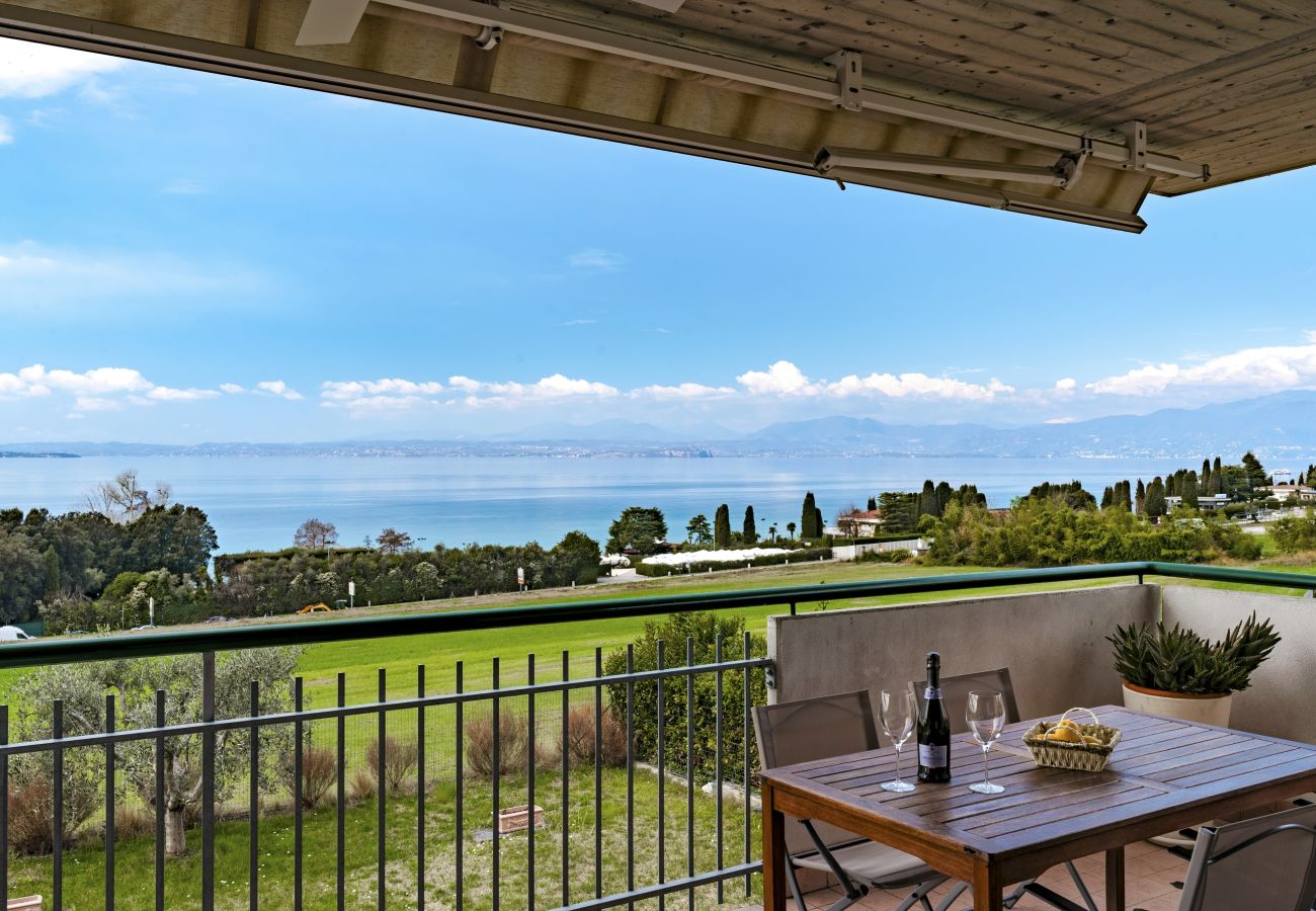 Apartment in Lazise - Regarda - Sogno View Apartment with pool and lake view