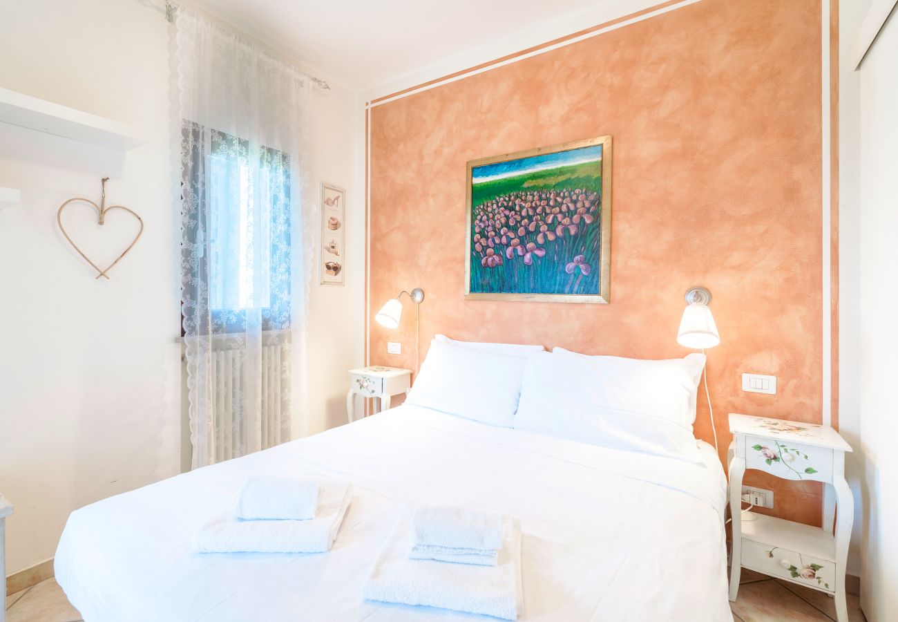 Apartment in Bardolino - Regarda - Apartment Blue View 3 with lake view and pool