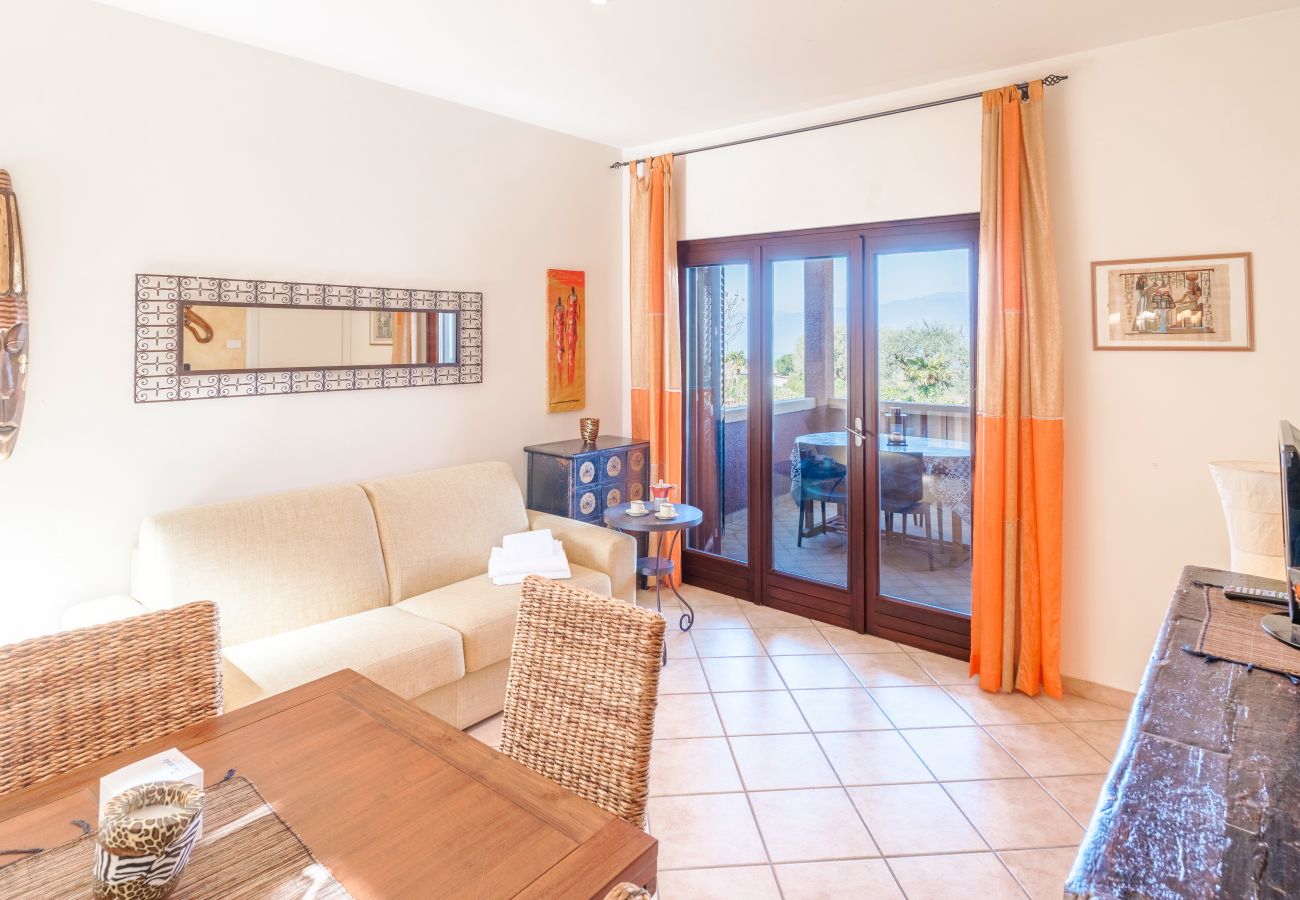 Apartment in Bardolino - Regarda - Apartment Blue View 3 with lake view and pool