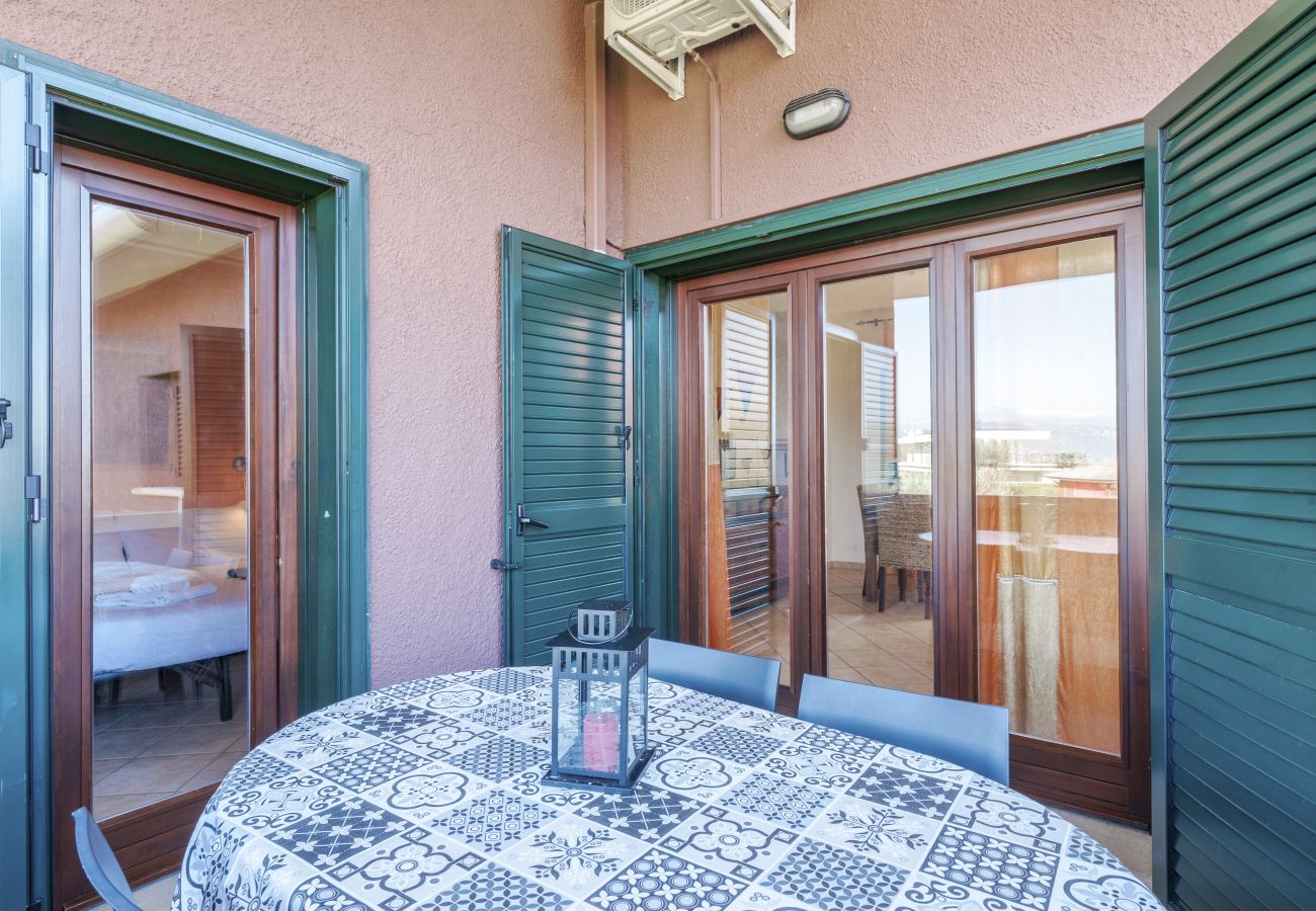 Apartment in Bardolino - Regarda - Apartment Blue View 3 with lake view and pool