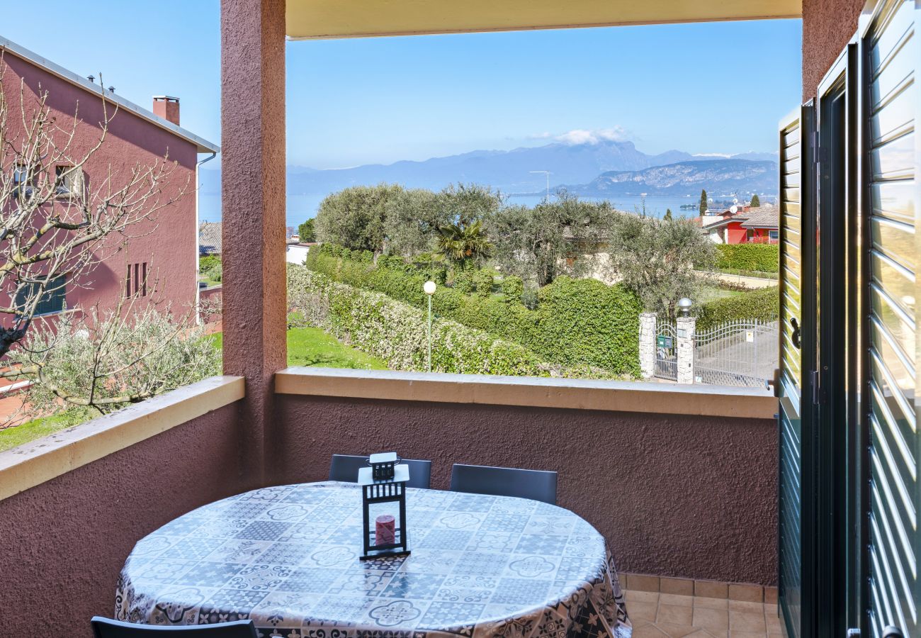 Apartment in Bardolino - Regarda - Apartment Blue View 3 with lake view and pool