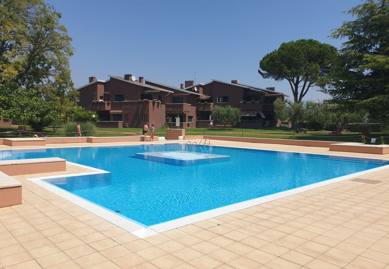 Apartment in Bardolino - Regarda - Apartment Blue View 3 with lake view and pool