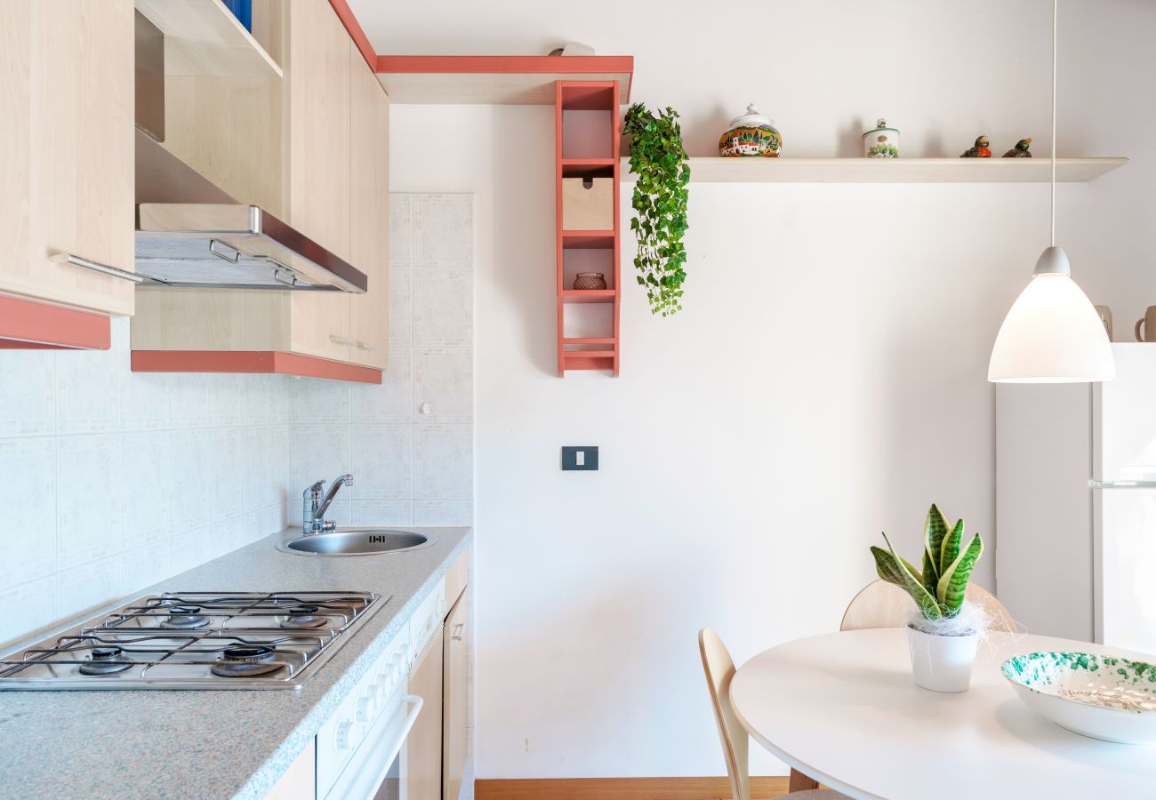Apartment in Lazise - Regarda - Apple Flat with pool and covered parking