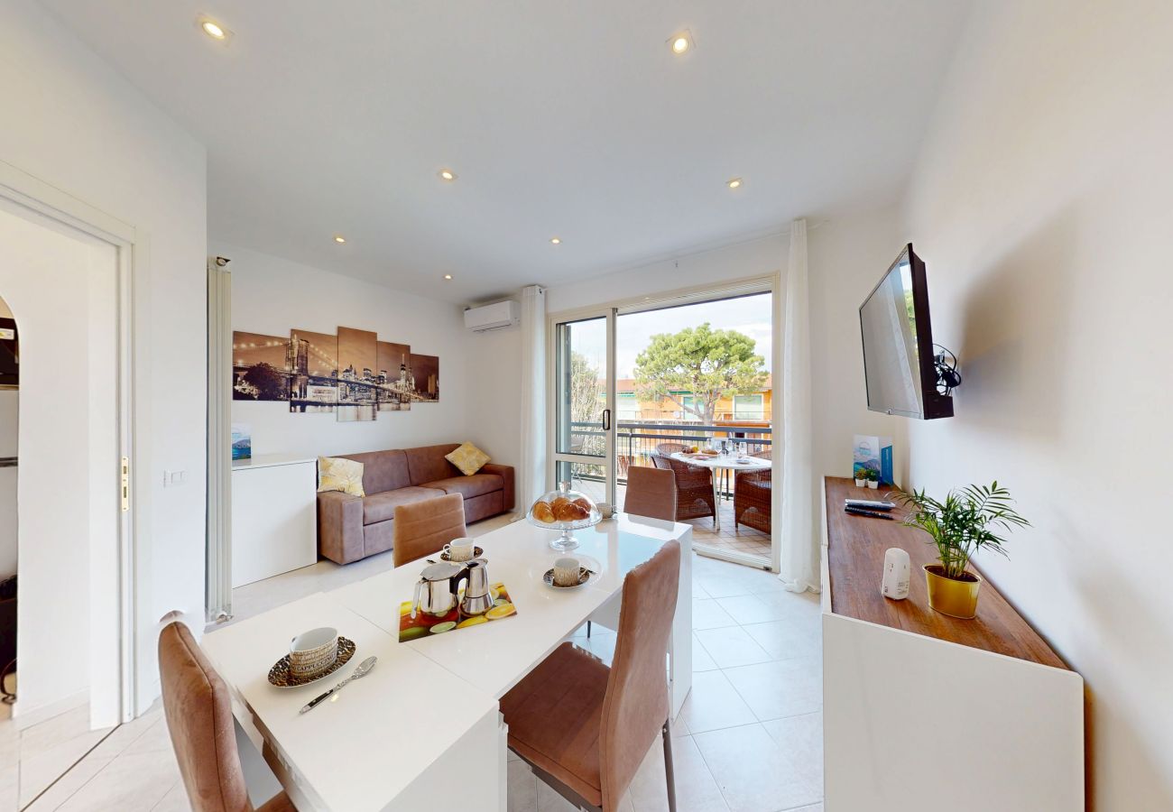 Apartment in Manerba del Garda - Casa Marisol