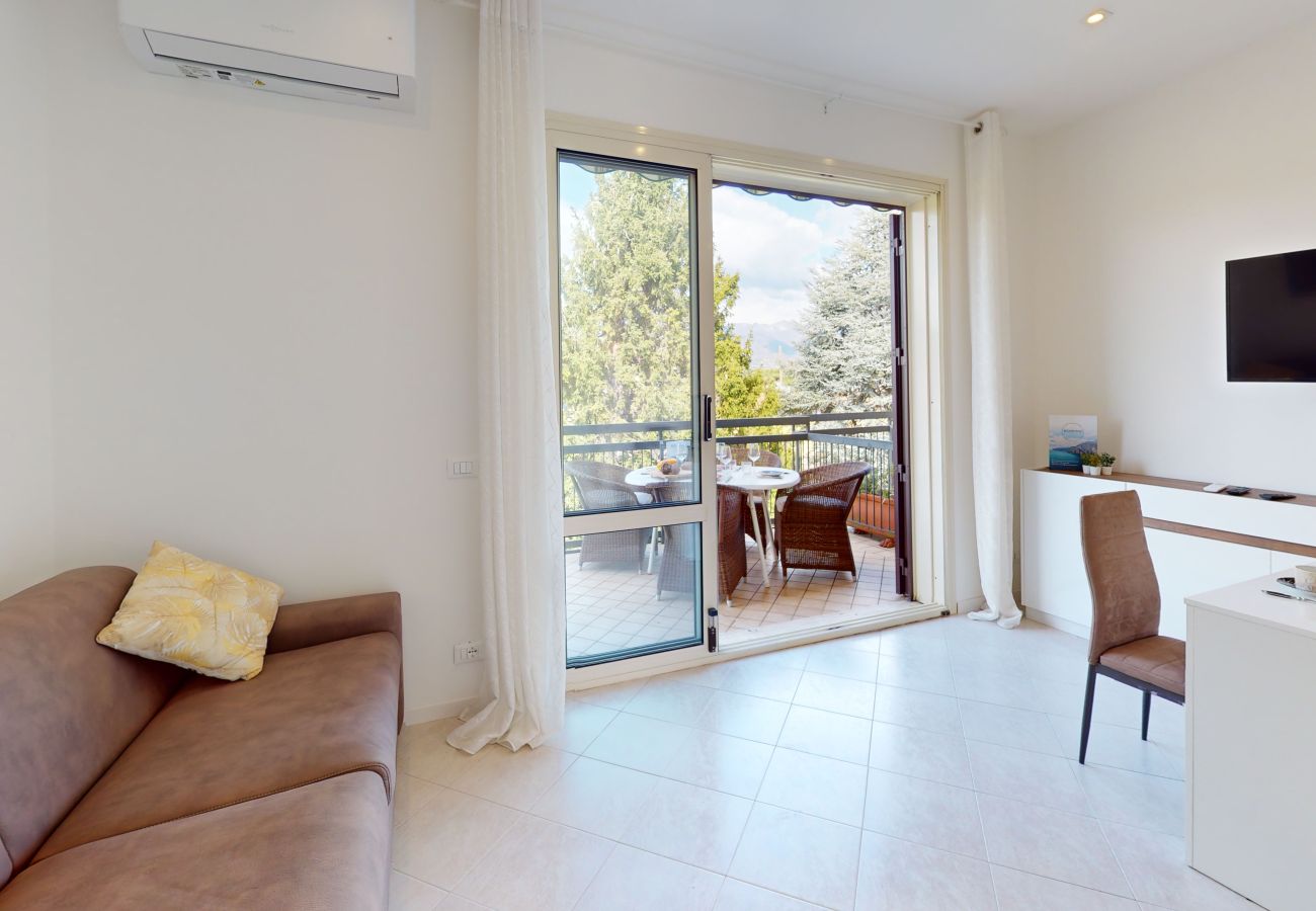 Apartment in Manerba del Garda - Casa Marisol