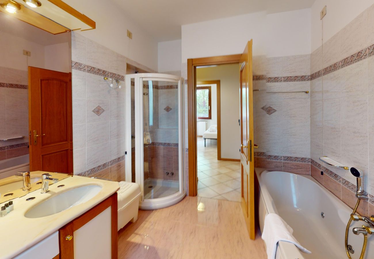 Villa in Manerba del Garda - casa arcoiris