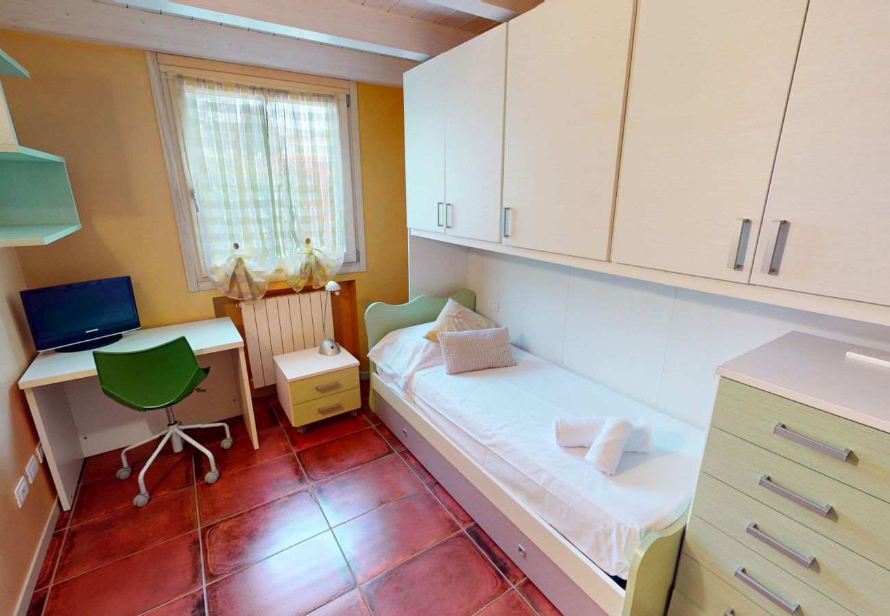 Chalet in Manerba del Garda - Maison Belvedere