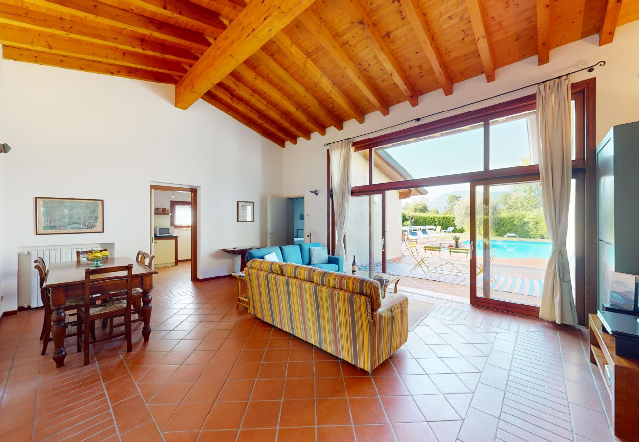 Villa in San Felice del Benaco - Villa Paradiso