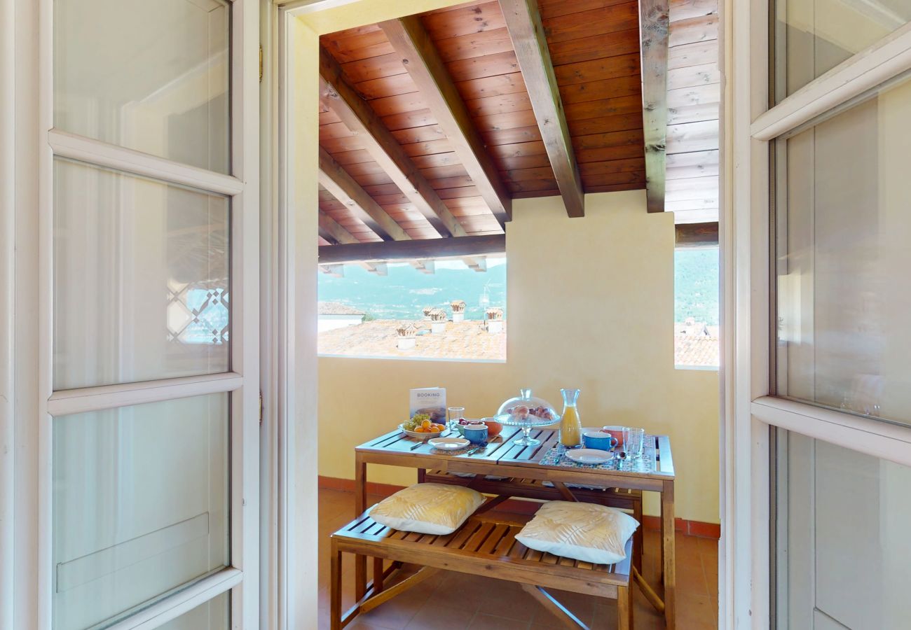 Apartment in San Felice del Benaco - Garda View by Bookinggardalake