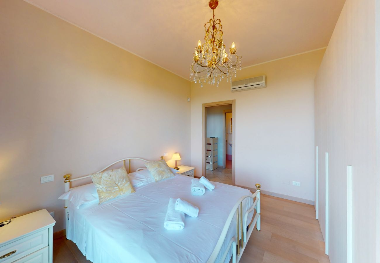 Apartment in Moniga del Garda - AGAPE