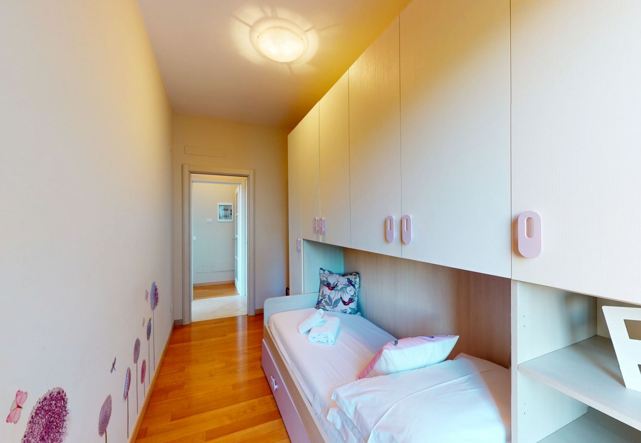 Apartment in Moniga del Garda - Horizon Apartment