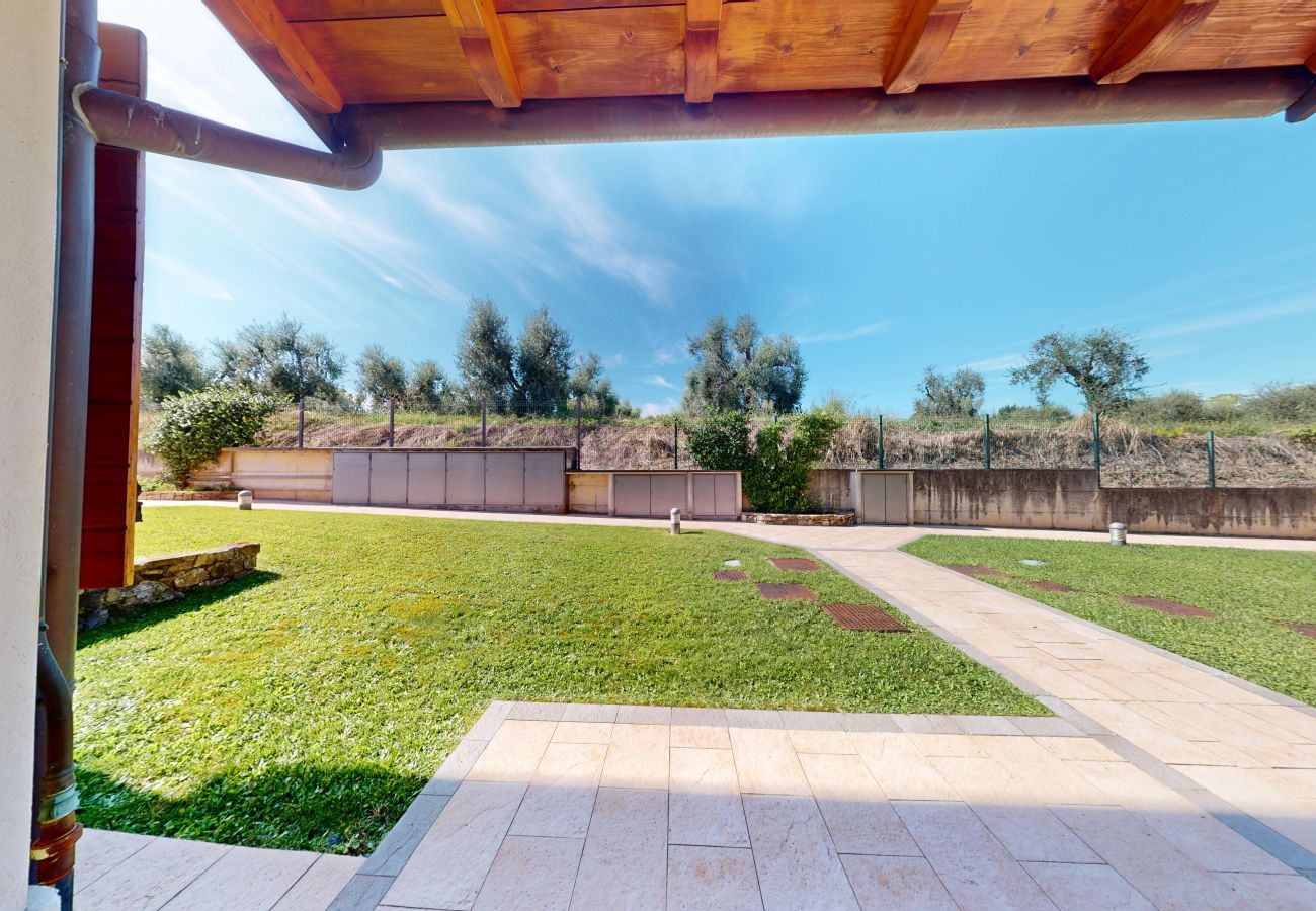 Apartment in Manerba del Garda - Ulivo Apartment