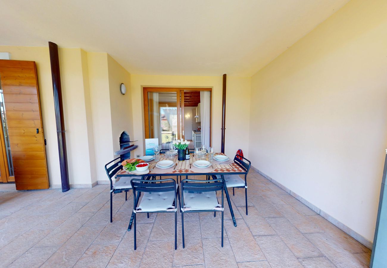Apartment in Manerba del Garda - Ulivo Apartment