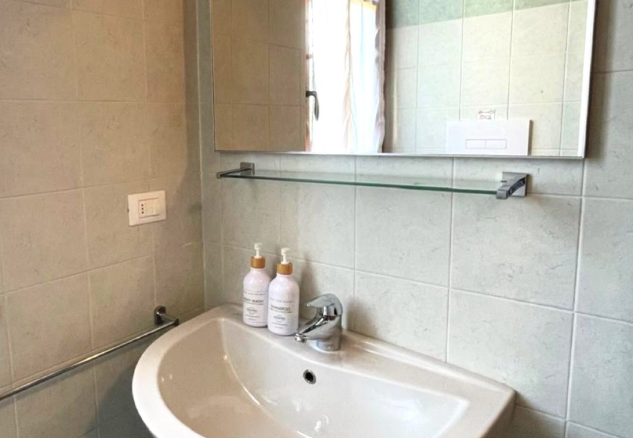 Apartment in Manerba del Garda - Ulivo Apartment