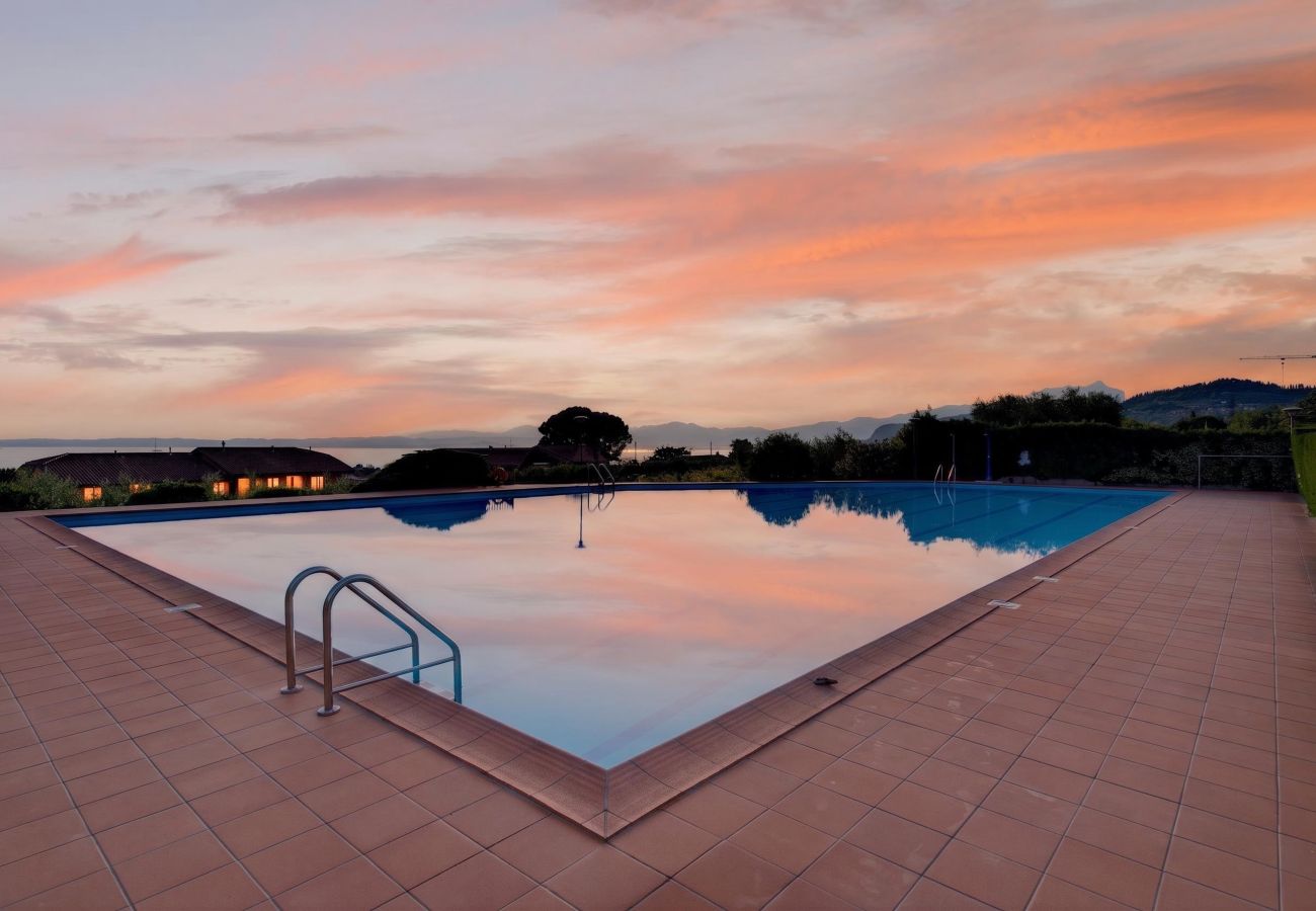 Apartment in Bardolino - Sunset Bardolino Apartment with pool, lake view, tennis