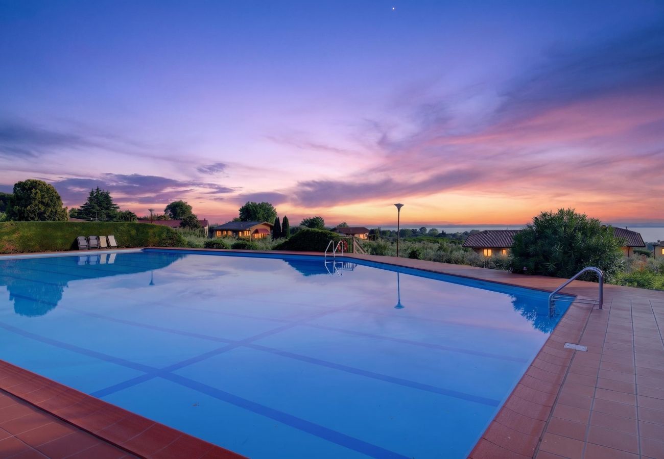 Apartment in Bardolino - Sunset Bardolino Apartment with pool, lake view, tennis