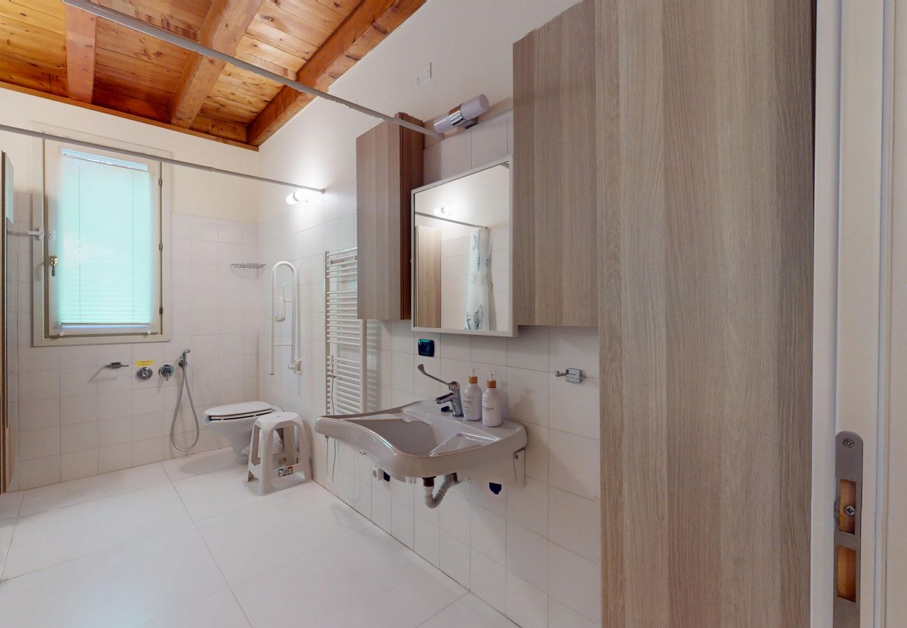 Apartment in Manerba del Garda - Borgo del Torchio F1