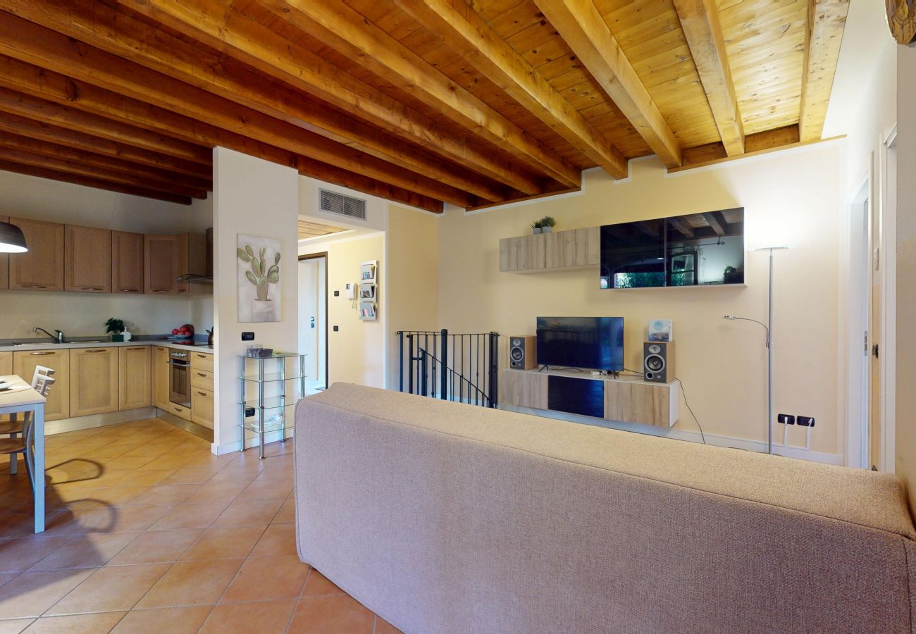 Apartment in Manerba del Garda - Borgo del Torchio F1