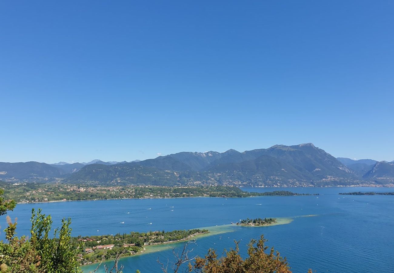 Apartment in Manerba del Garda - Borgo del Torchio F1