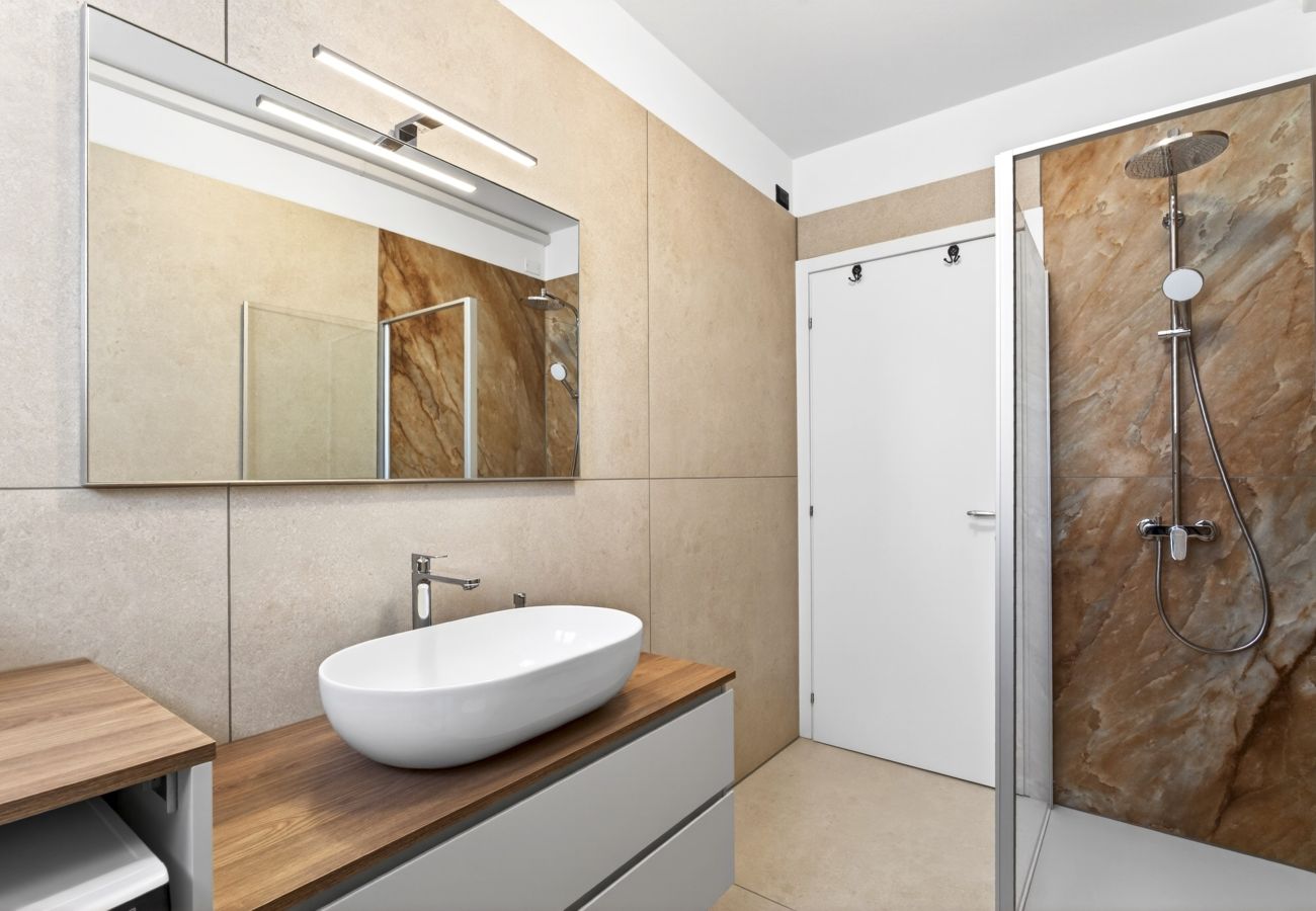 Apartment in Lazise - Regarda - Golden House renewed apartment with pool