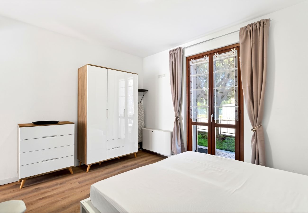 Apartment in Lazise - Regarda - Apartment Elvira with swimming pool near to the centre