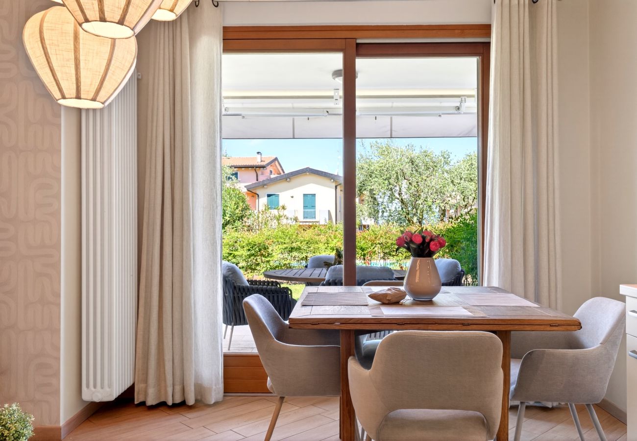Apartment in Lazise - Regarda - Apartment Daphne with swimming pool and terrace