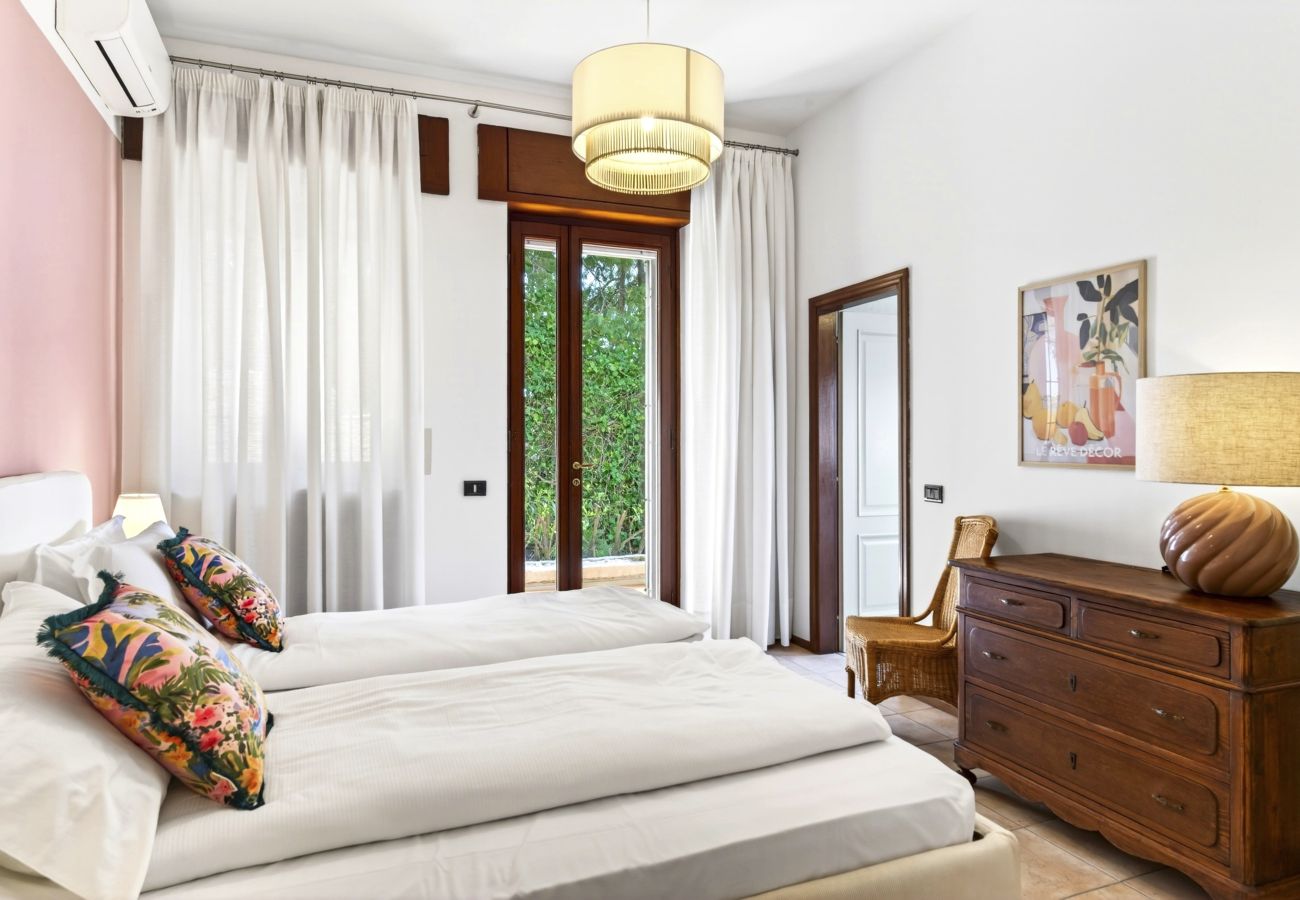 Villa in Torri del Benaco - Regarda - Villa Vera with stunning lake view and garden