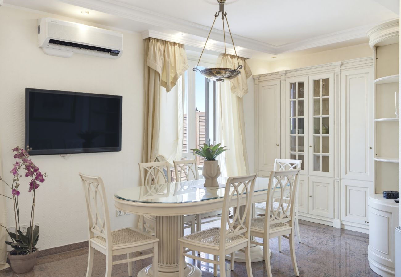 Apartment in Lazise - Regarda - Basiliko White Apartment with pool and wifi
