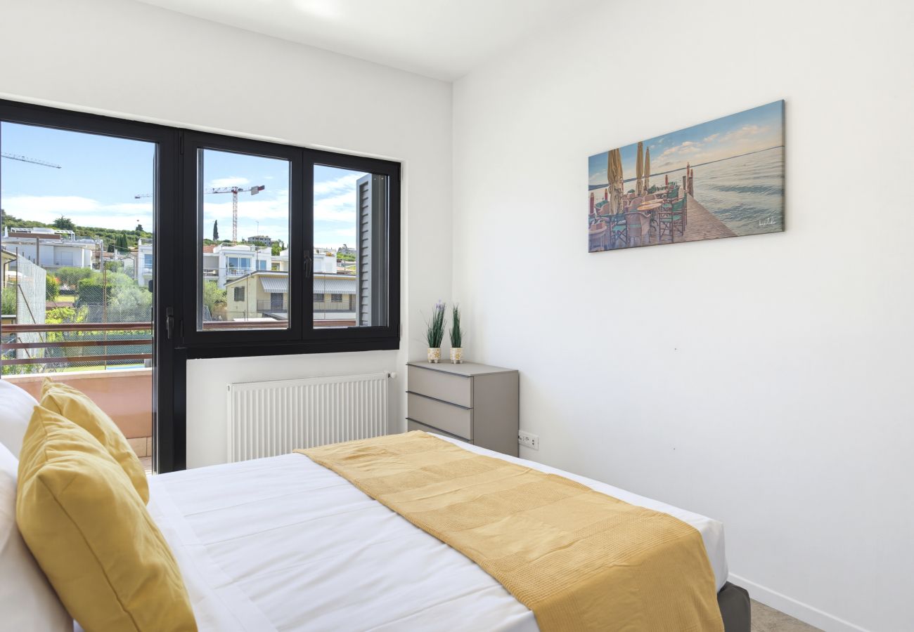 Apartment in Bardolino - Regarda - Basiliko Sport Apartment with tennis and pool
