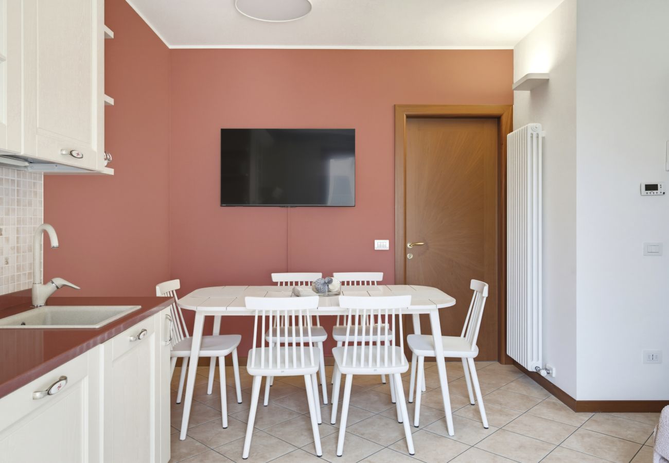 Apartment in Lazise - Regarda - Basiliko Cosy Apartment with pool