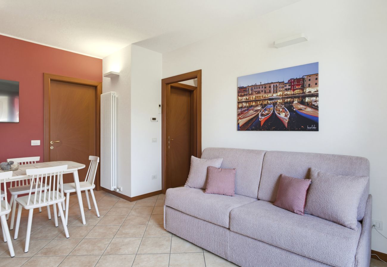 Apartment in Lazise - Regarda - Basiliko Cosy Apartment with pool