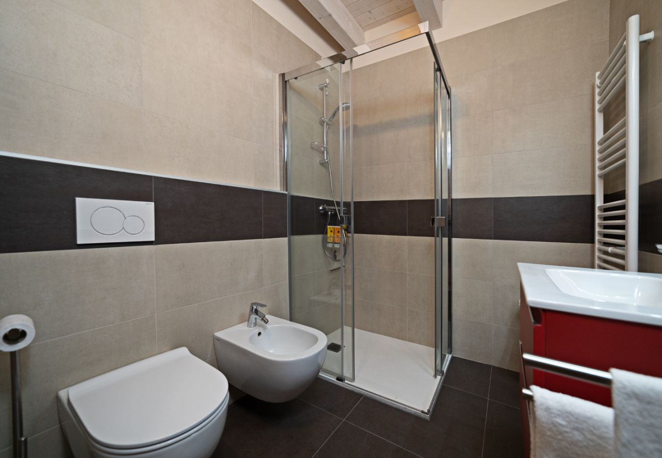 Apartment in Lazise - Regarda - Residenza GJ ground floor - with roof terrace, wifi, airco