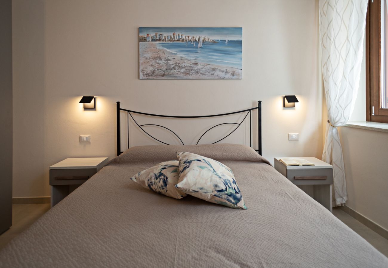 Apartment in Lazise - Regarda - Residenza GJ ground floor - with roof terrace, wifi, airco